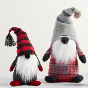 Pottery Barn Gnome Set of 2 Medium Large Christmas Decor Plaid RARE Gnomes NWT!!